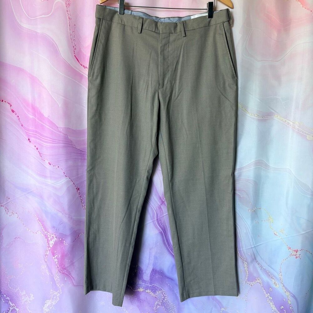 Haggar 36 Tan Gray Flat Front Dress Pants Classic Fit Business Professional